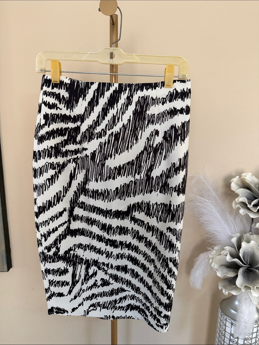 H&M Black and White Zebra-Print Pencil Skirt